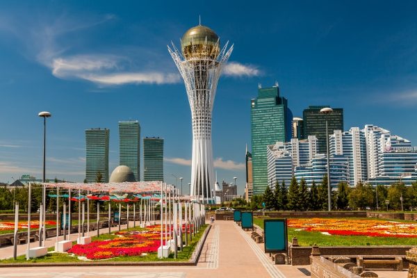 Bayterek Tower, Nurzhol Bulvar in Astana, Kazakhstan